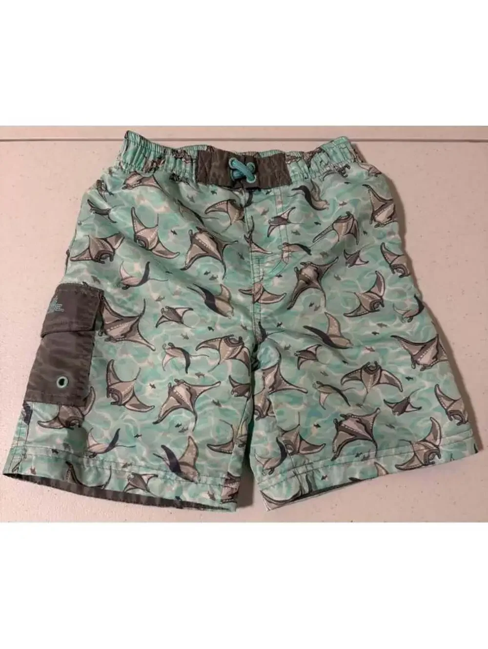 UVSkinz Manta Ray Swim Trunks Size 6